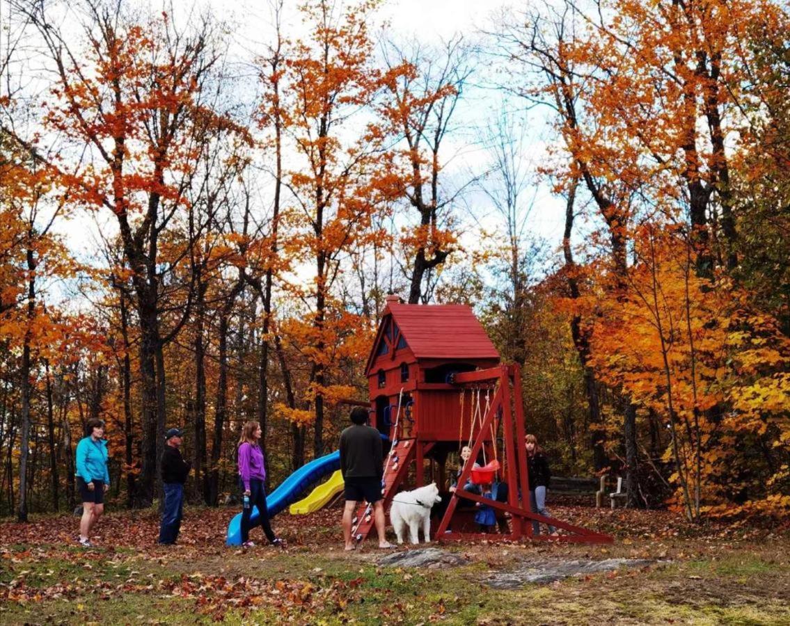 Sunny Point Resort Otter Lake المظهر الخارجي الصورة