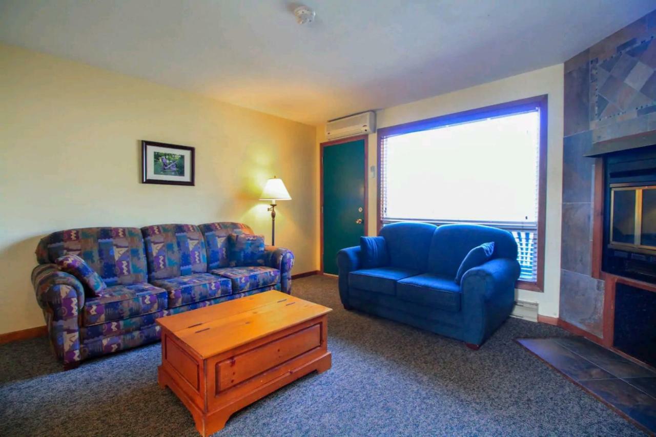 Sunny Point Resort Otter Lake المظهر الخارجي الصورة