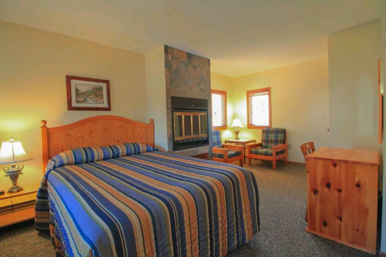 Sunny Point Resort Otter Lake المظهر الخارجي الصورة